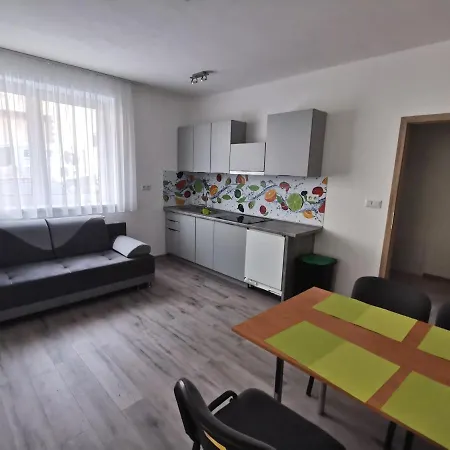 Comenius - Na Rohu *