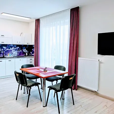 Comenius - Na Rohu Apartmán